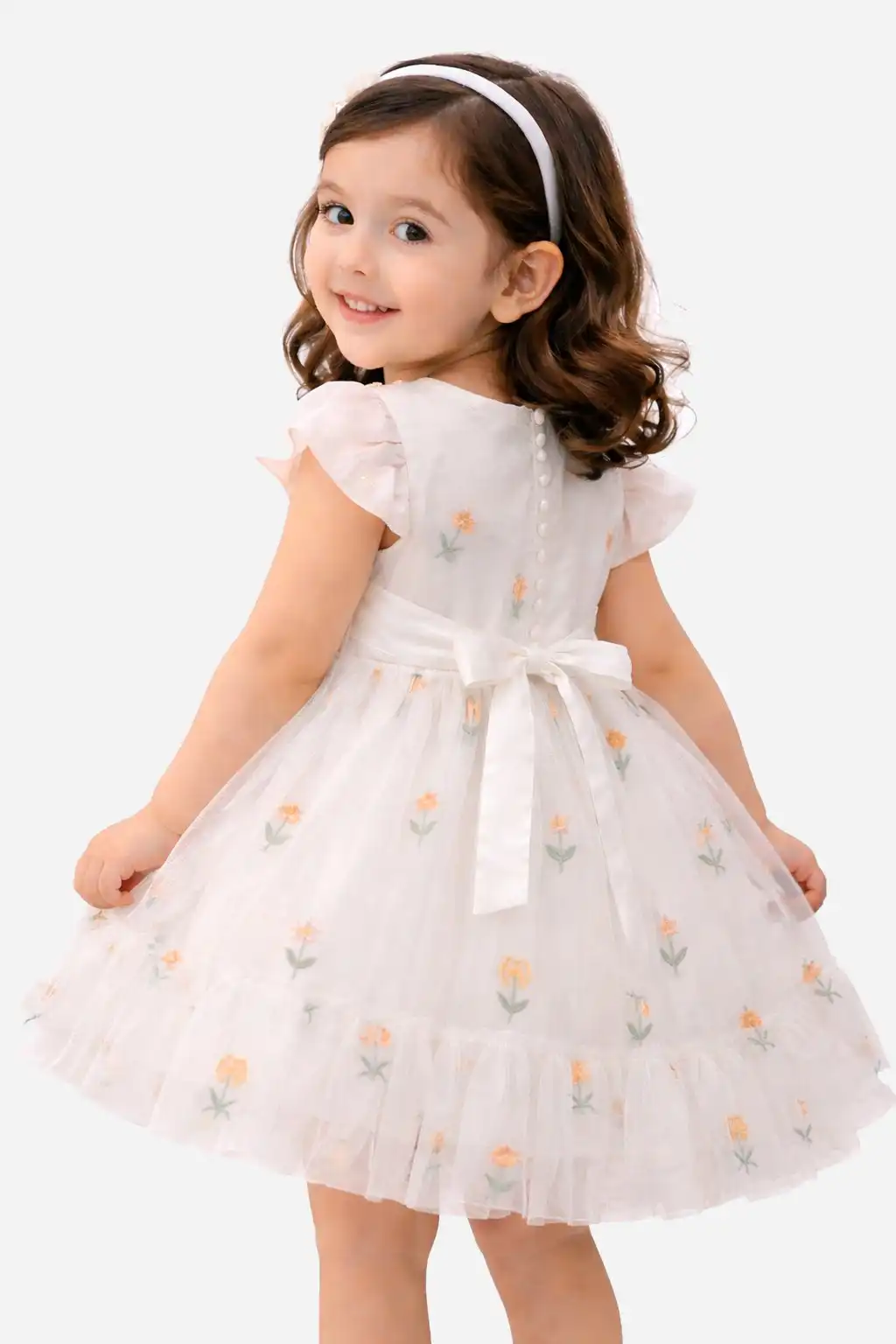 white embroideryimage3