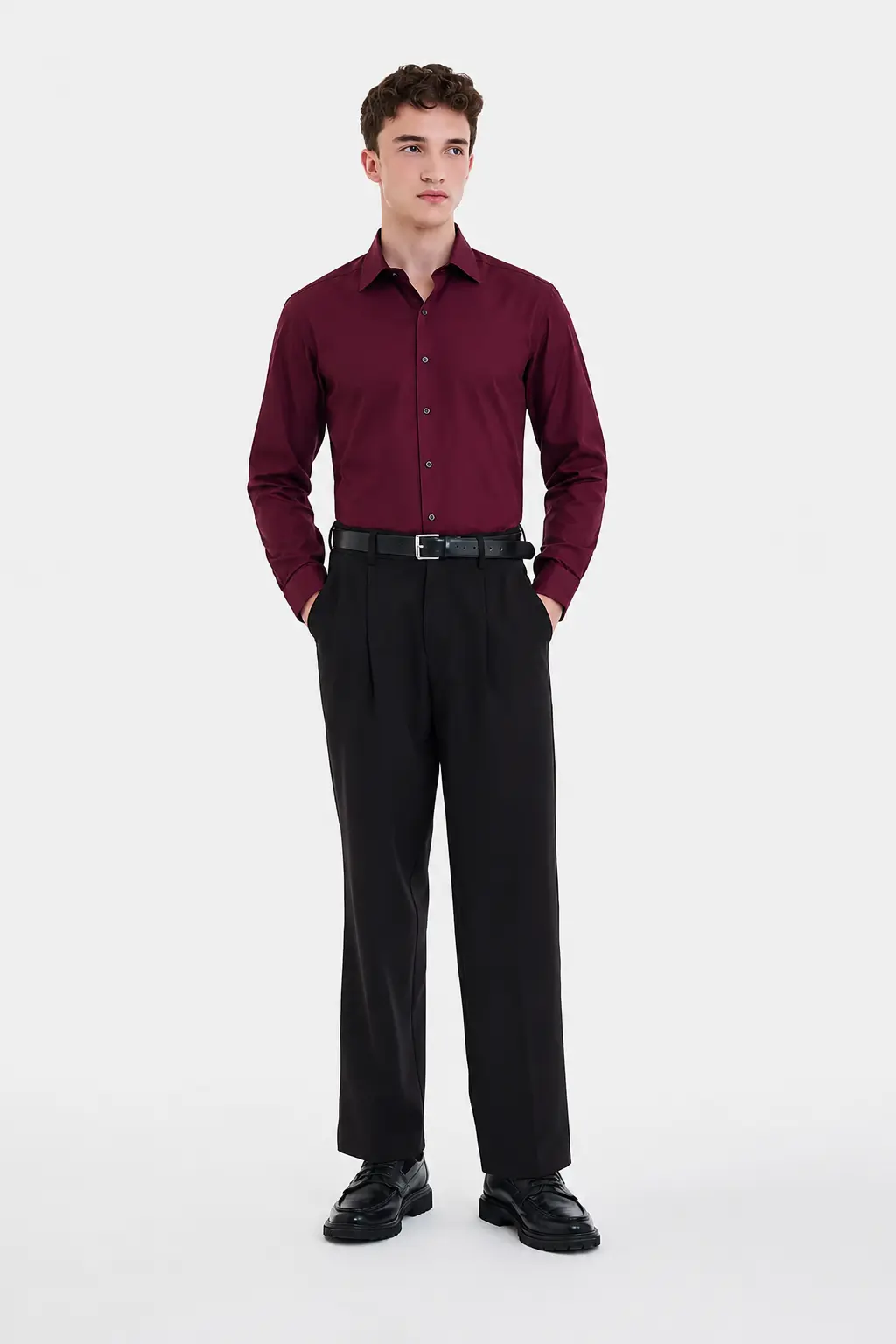 Men’s Burgundy Slim Fit Cotton Button-Down Shirt